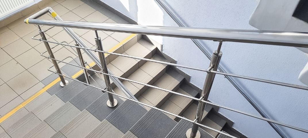 instalacion de escaleras en la calera
